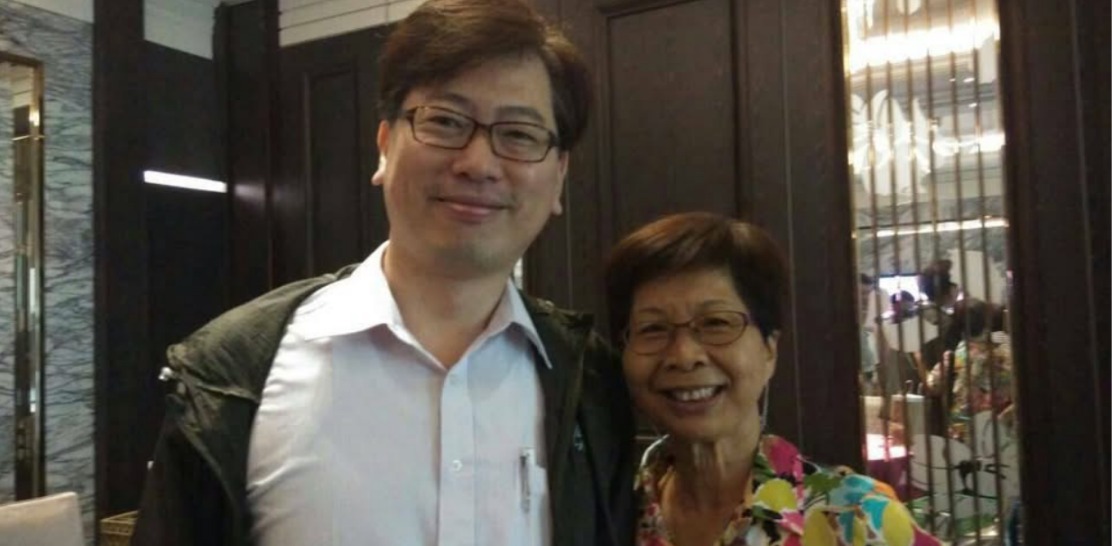 2012年國中同學會後朱海成教授與蘇湘玲老師合影