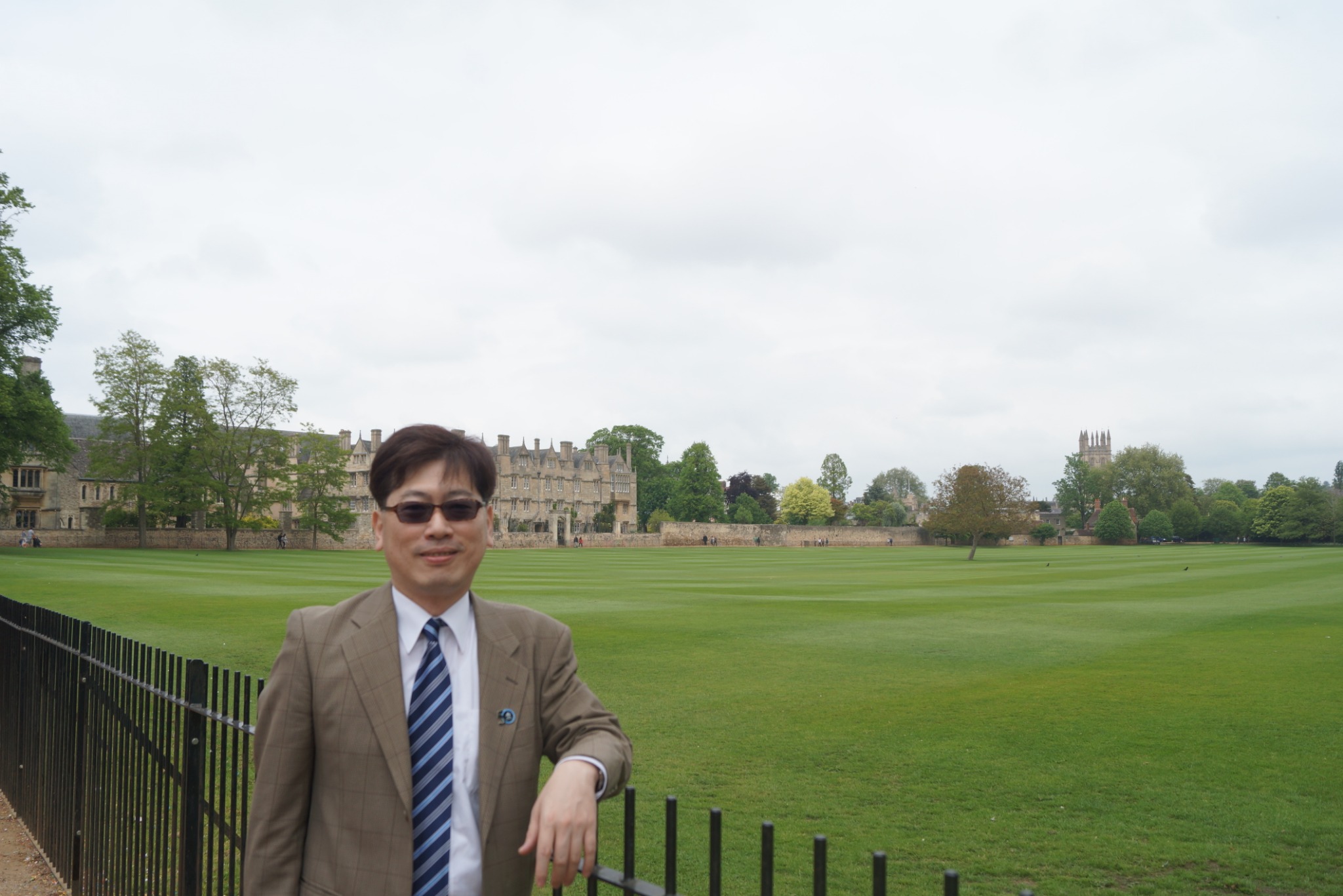王如哲校長與朱海成處長出席於英國牛津大學舉行之第五十屆世界大學校長協會